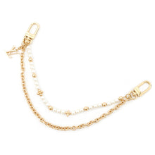 将图像加载到图库查看器中，LOUIS VUITTON Bag Charm Pearl River Gold/WhiteM02608 White resin pearl Metal
