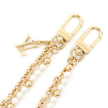 Load image into Gallery viewer, LOUIS VUITTON Bag Charm Pearl River Gold/WhiteM02608 White resin pearl Metal
