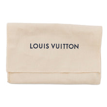 Load image into Gallery viewer, LOUIS VUITTON Bag Charm Pearl River Gold/WhiteM02608 White resin pearl Metal
