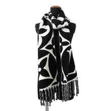 将图像加载到图库查看器中，LOUIS VUITTON Flight Mode Scarf and LV Medallion White/BlackM79212 Wool 100%
