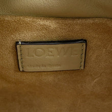 将图像加载到图库查看器中，LOEWE Flamenco Clutch SandA411FC2X73 napa calf Size Mini
