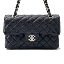 Load image into Gallery viewer, CHANEL Matelasse ChainShoulder Bag BlackA01113 Caviar Leather Size 23
