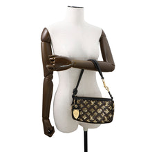 将图像加载到图库查看器中，LOUIS VUITTON Pochette Accessoires All/NoirM40248 Monogram Eclipse
