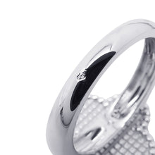 Load image into Gallery viewer, Van Cleef &amp; Arpels Vintage Alhambra Guilloche Size 49/#9VCARP9XI49 18K White Gold
