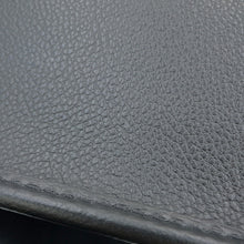 将图像加载到图库查看器中，LOUIS VUITTON Busy NM NoirM59386 Epi Leather
