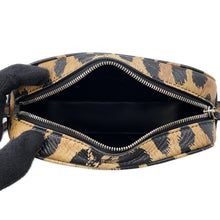 将图像加载到图库查看器中，BALENCIAGA Everyday Camera Bag Leopard Pattern Beige/Black552372 Leather Size XS
