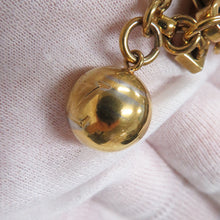 将图像加载到图库查看器中，LOUIS VUITTON Bijoux Sac Mini Run Croisette Keychain ViolinM65643 Resin Metal
