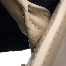 将图像加载到图库查看器中，SAINT LAURENT PARIS Jour Beige/Ivory400632 Calf Leather Cotton Linen Size Nano
