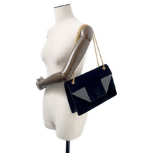将图像加载到图库查看器中，SAINT LAURENT PARIS Betty ChainShoulder Black Suede leather
