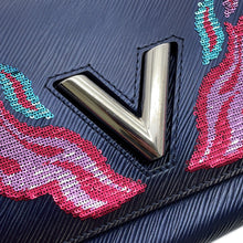 将图像加载到图库查看器中，LOUIS VUITTON ★Twist Navy Epi Leather Sequins Size MM
