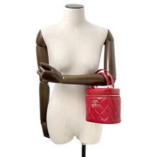将图像加载到图库查看器中，CHANEL ChainShoulder Vanity Bag RedAS1626 Lambskin
