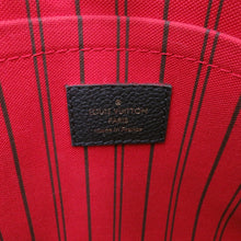 将图像加载到图库查看器中，LOUIS VUITTON Montaigne Marine RougeM42746 Monogram Empreinte Leather Size MM
