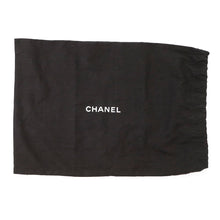 将图像加载到图库查看器中，CHANEL Matelasse phone case Light Blue Lambskin

