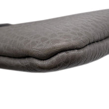 将图像加载到图库查看器中，GUCCI Bamboo Tassel Clutch Bag Gray449653 Leather
