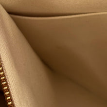 将图像加载到图库查看器中，CELINE Vertical hippopotamus Natural/Tan192082 Canvas Leather Size Small
