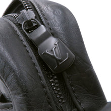 将图像加载到图库查看器中，LOUIS VUITTON Danube NoirM43681 Monogram Shadow Size PM
