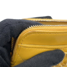 将图像加载到图库查看器中，CHANEL CHANEL19 Coin purse YellowAP2086 Lambskin
