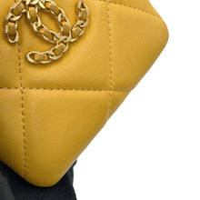 Load image into Gallery viewer, CHANEL ★CHANEL19 Coin purse YellowAP2086 Lambskin
