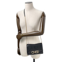 将图像加载到图库查看器中，JIMMY CHOO ★ChainShoulder Black Leather
