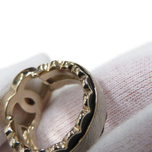将图像加载到图库查看器中，CHANEL CC Logo Ring Size 51 Black/Champagne Gold Metal
