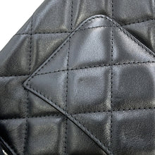 将图像加载到图库查看器中，CHANEL ChainShoulder Bag BlackAP4349 Shiny Crumpled Lambskin
