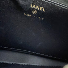 将图像加载到图库查看器中，CHANEL ChainShoulder Bag BlackAP4349 Shiny Crumpled Lambskin
