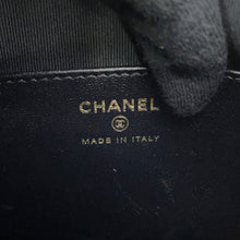 将图像加载到图库查看器中，CHANEL ChainShoulder Bag BlackAP4349 Shiny Crumpled Lambskin
