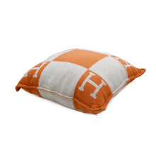 Load image into Gallery viewer, HERMES Avalon Cushion Ecru / Potiron Orange Wool 90% Cashmere10% Size GM
