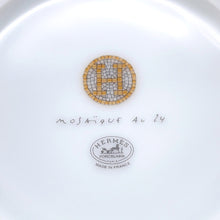 将图像加载到图库查看器中，HERMES Mosaique24 Teacup &amp; Saucer Set of 2 White/Gold Porcelain
