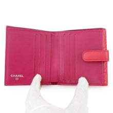 将图像加载到图库查看器中，CHANEL Camellia W Hook Wallet Wallet Pink/PurpleA47422 Lambskin
