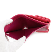 将图像加载到图库查看器中，CHANEL Camellia W Hook Wallet Wallet Pink/PurpleA47422 Lambskin
