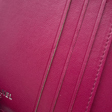 将图像加载到图库查看器中，CHANEL Camellia W Hook Wallet Wallet Pink/PurpleA47422 Lambskin
