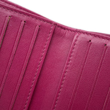 将图像加载到图库查看器中，CHANEL Camellia W Hook Wallet Wallet Pink/PurpleA47422 Lambskin
