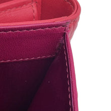 将图像加载到图库查看器中，CHANEL Camellia W Hook Wallet Wallet Pink/PurpleA47422 Lambskin
