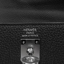 Load image into Gallery viewer, HERMES Kelly Retourne Black Togo Leather Size 25
