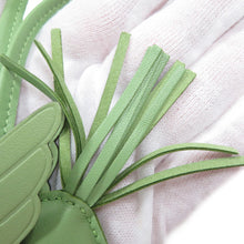 将图像加载到图库查看器中，HERMES Rodeo Pegasus Vert cricket Lambskin Size PM
