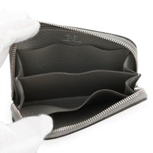 Load image into Gallery viewer, HERMES Zip-en-Go Card Case Gris Meyer Evercolor
