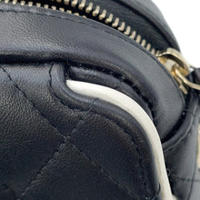 将图像加载到图库查看器中，CHANEL Matelasse ChainClutch Bag Black/WhiteAP4516 Lambskin
