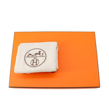 Load image into Gallery viewer, HERMES Lindy Trench/Etoupe Taurillon Clemence Size Mini
