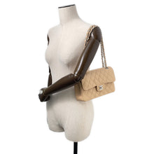 将图像加载到图库查看器中，CHANEL Matelasse W Flap ChainShoulder Bag BeigeA01113 Caviar Leather Size 23
