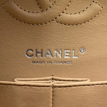 Load image into Gallery viewer, CHANEL Matelasse W Flap ChainShoulder Bag BeigeA01113 Caviar Leather Size 23
