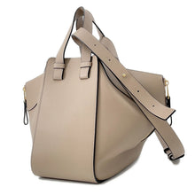 将图像加载到图库查看器中，LOEWE hammock Beige387.30.S35 Calf Leather Size Small
