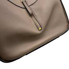 将图像加载到图库查看器中，LOEWE hammock Beige387.30.S35 Calf Leather Size Small
