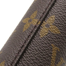 将图像加载到图库查看器中，LOUIS VUITTON Fold Me Pouch BrownM80874 Monogram
