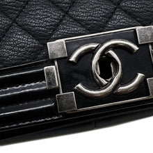 Load image into Gallery viewer, CHANEL Boy Chanel ChainShoulder Bag BlackA92193 Lambskin Patent Leather Size Large
