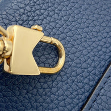 将图像加载到图库查看器中，MOYNAT Moynat Régienne 2-Way Handbag Navy Leather Size Nano
