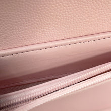 将图像加载到图库查看器中，CHANEL Matelasse Small Zip Wallet PinkAP0232 Caviar Leather
