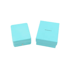 将图像加载到图库查看器中，TIFFANY&amp;Co. Padlock Earrings Size Medium72342801 18K White Gold
