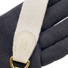 将图像加载到图库查看器中，HERMES Evelyne Amazon Short Beton Taurillon Clemence Size TPM
