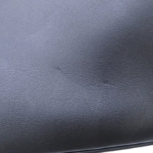 Load image into Gallery viewer, LOUIS VUITTON Capucines Souple BlackM24607 SmoothTaurillon Leather Size GM
